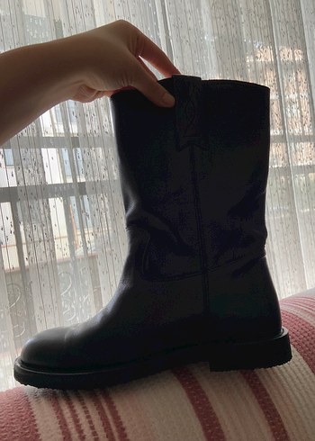 Siyah Deri Kadın Goth Çizme