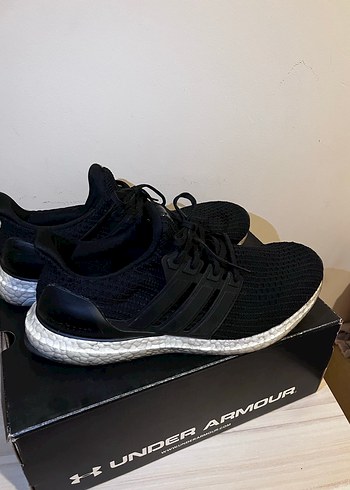 42 Beden Adidas Spor Ayakkabı