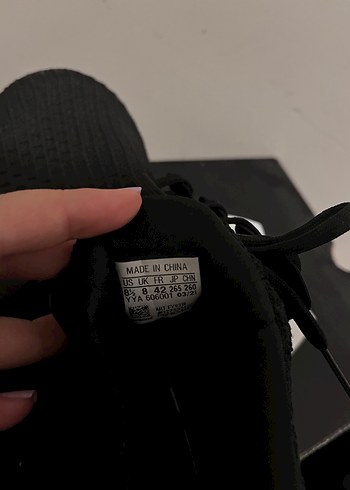 42 Beden siyah Renk Adidas Spor Ayakkabı