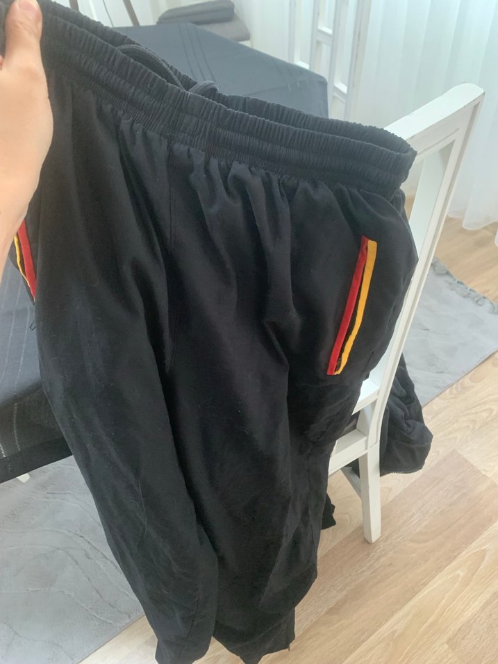 Kırmızı Siyah Fermuarlı Erkek - Görsel 2