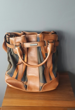 Orjinal Burberry Taba/Haki Çanta