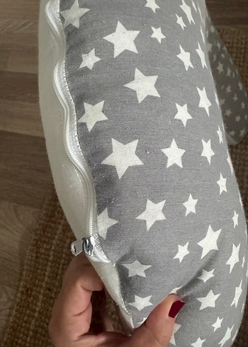 Gri Emzirme Yastığı ve Emzirme Örtüsü Seti - Görsel 4