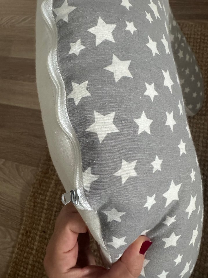 Gri Emzirme Yastığı ve Emzirme Örtüsü Seti - Görsel 4