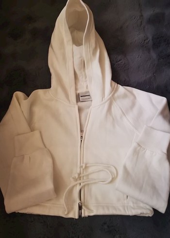 xs Beden bershka kapusonlu crop sweatshirt
