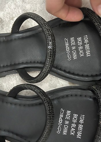 LCW Taşlı Siyah Terlik Sandalet - Görsel 2