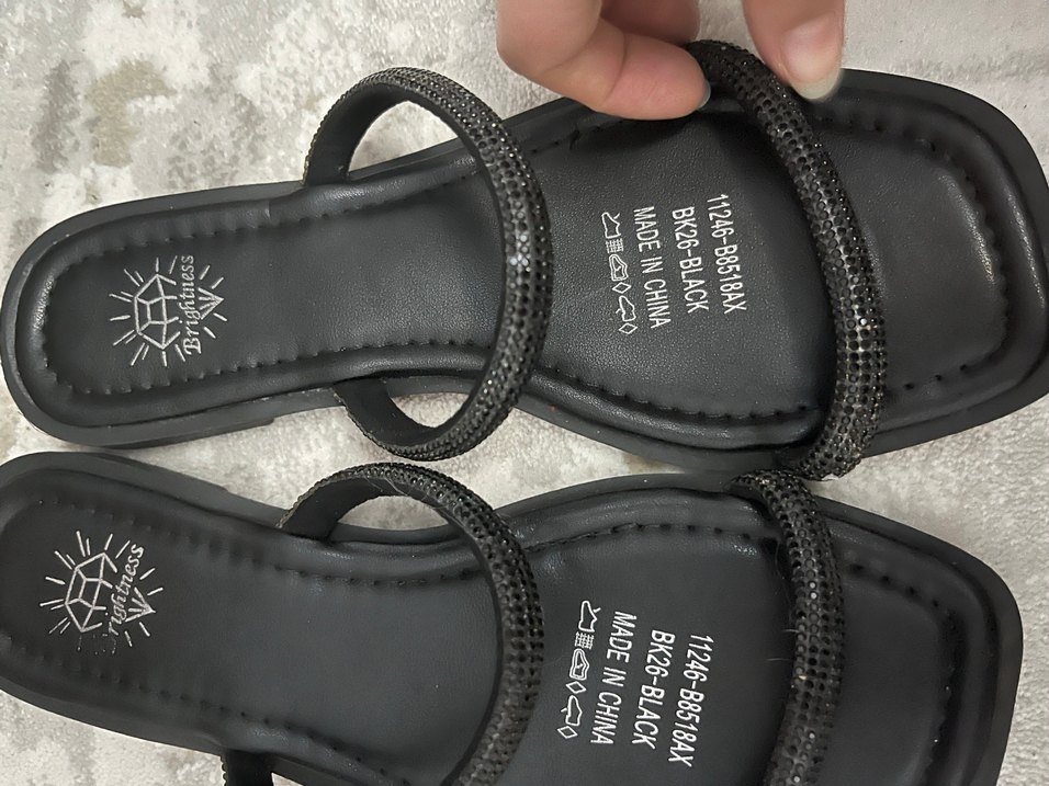 LCW Taşlı Siyah Terlik Sandalet - Görsel 2