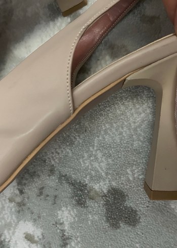 Emre Tunca markalı Bej Topuklu Kadın Ayakkabı - Görsel 6