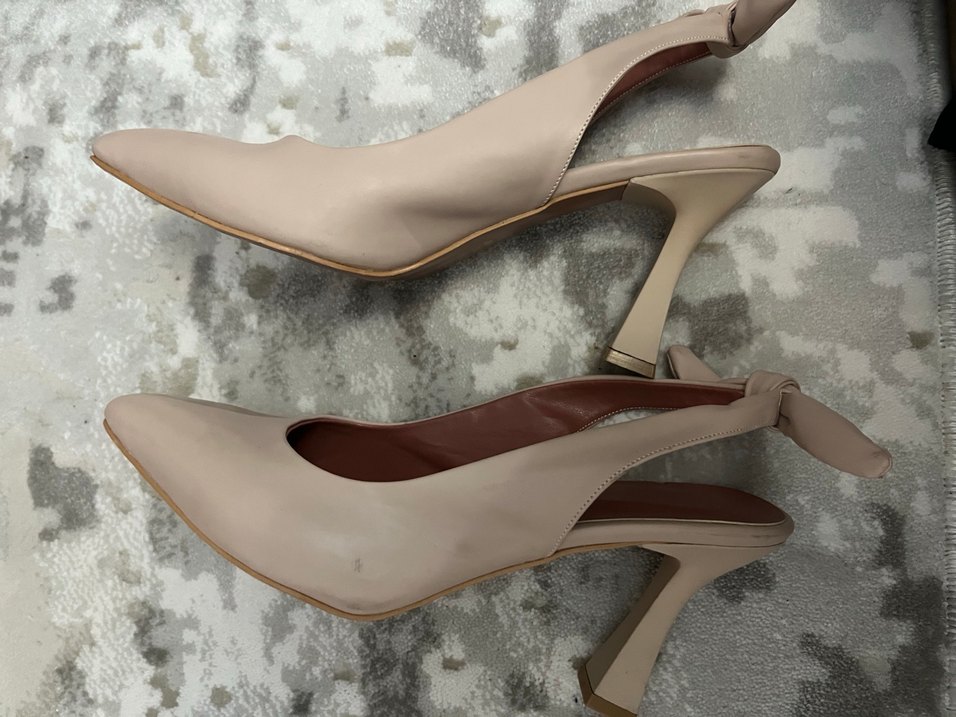 Emre Tunca markalı Bej Topuklu Kadın Ayakkabı - Görsel 4