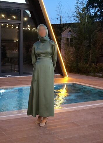 Çağla yeşili saten tesettür abiye - Görsel 6