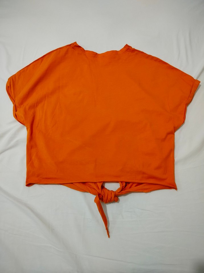 Önden bağlamalı kadın tişört - Görsel 2