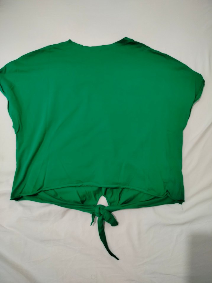 Önden bağlamalı kadın tişört - Görsel 2