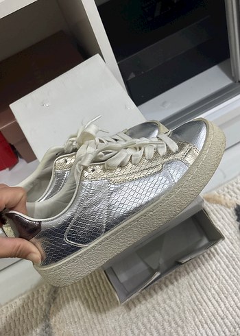 Beyaz Gri Kadın Günlük Spor Ayakkabı - Görsel 4