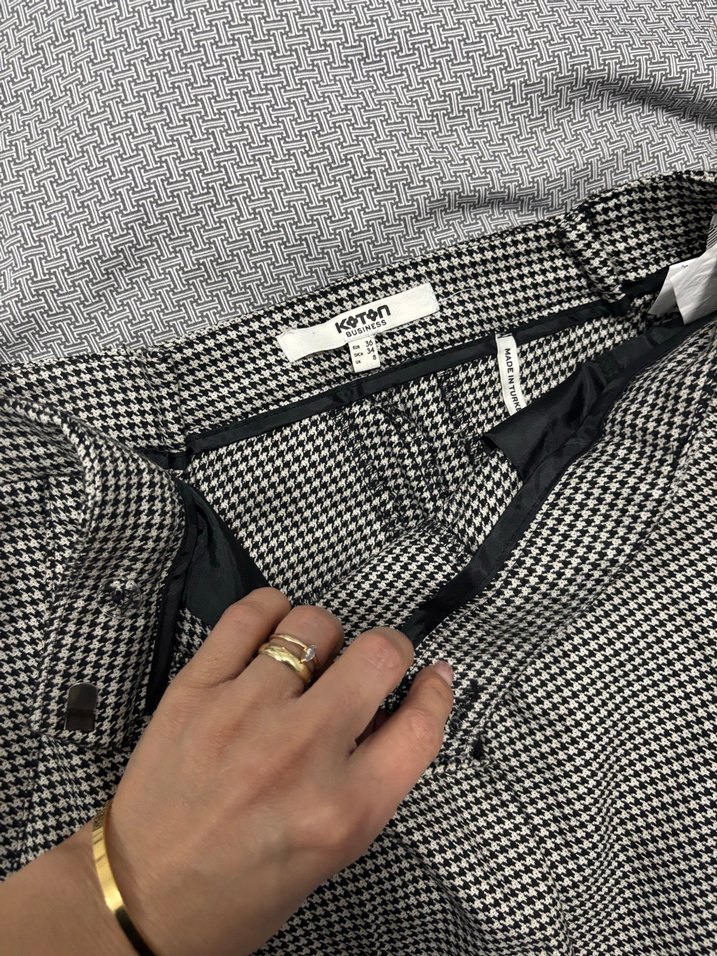 Gri Kadın Pilili Kumaş Pantolon - Görsel 3