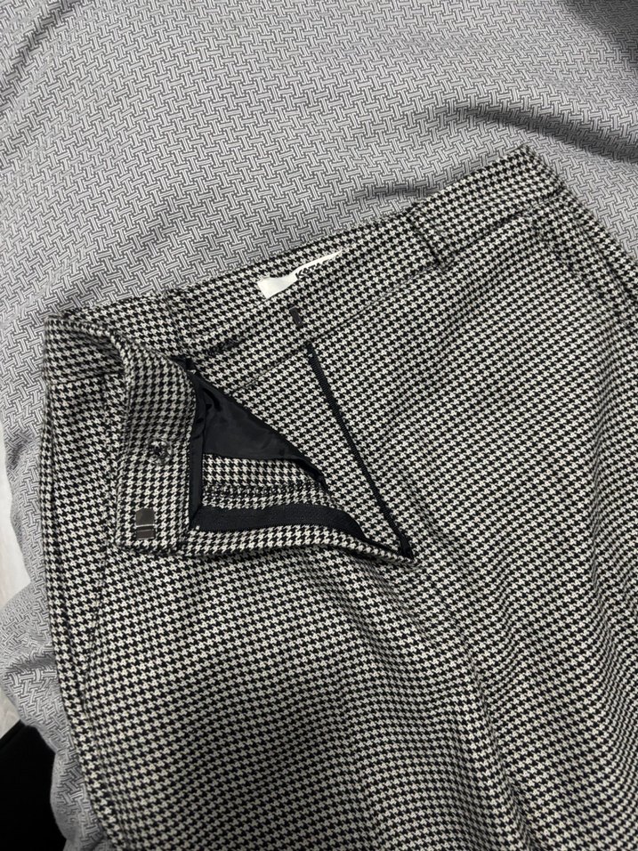 Gri Kadın Pilili Kumaş Pantolon - Görsel 2