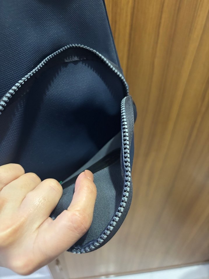 Lacoste Mavi Deri Kadın Sırt Çantası - Görsel 2