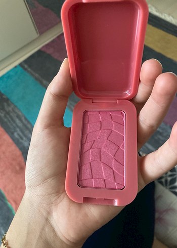 NYX NYX Pastel Pembe Buttermelt Allık 5g