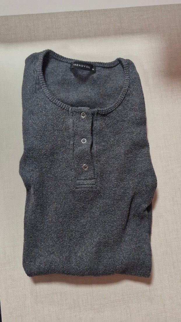 Düğmeli Gri Kadın Triko Elbise - Görsel 3