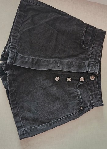 Düğmeli Siyah Midi Denim Şort - Görsel 3