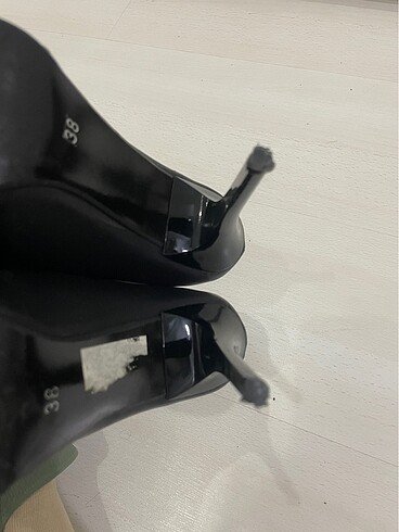 Diğer Siyah stiletto