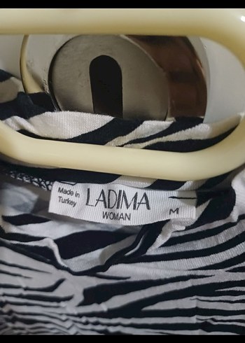 Zebra Desenli Uzun Kollu Boğazlı Kadın Bluz - Görsel 3