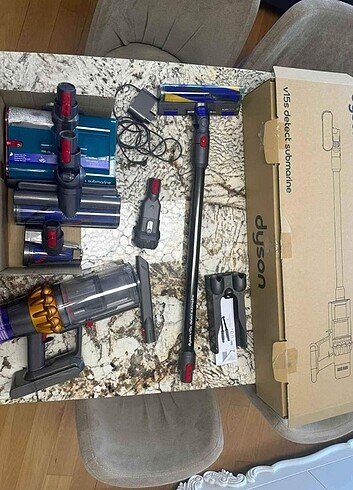 Dyson V15S Detect Submarine 