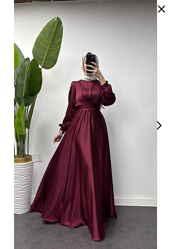 Bordo saten elbise