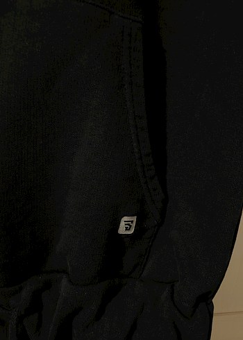 Siyah Kısa Kollu Kemerli Sweatshirt - Görsel 2