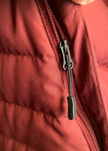 Bordo Nike Kapüşonlu Kadın Kışlık Mont - Görsel 4