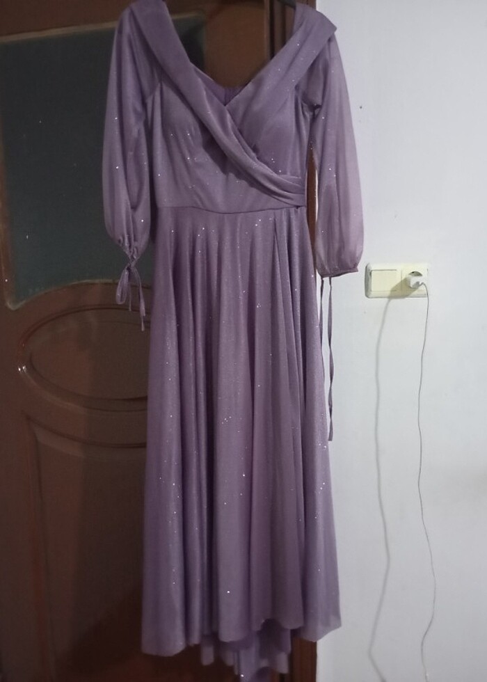 Simli tül elbise yırtmaç detaylı  - Görsel 5