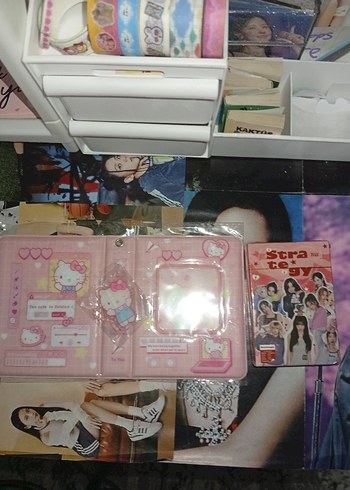 hello kitty binder ve lomo kat