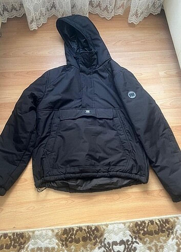 Pull bear mont