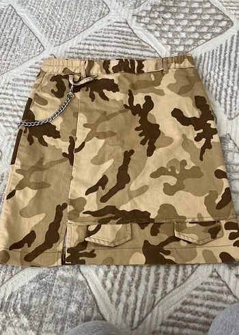 Zincir Detaylı Kamuflaj Mini Etek - Görsel 3