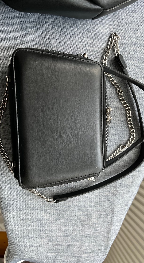 Zincir Detaylı Siyah Deri Kadın Çanta - Görsel 4
