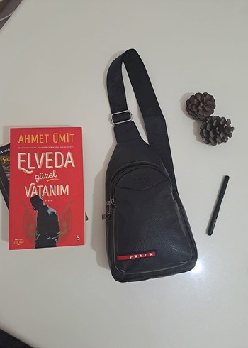 Siyah Omuz Çantası, Tokalı, Baskılı