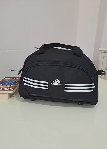 Siyah Baskılı Spor Çantası