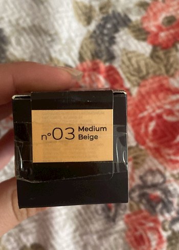 Note Note Luminous Nemlendirici Fondöten - Açık Bej