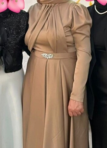 Satılık Tesettür gold abiye. Eşarp dahil.