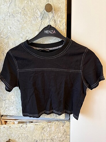 Siyah kolu tshirt