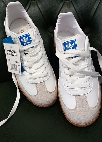 Adidas Samba sneakers