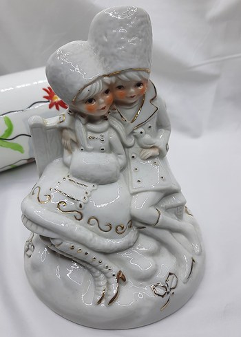 American Vintage Beyaz Seramik Çift Figürin