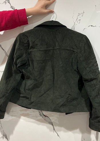 Koton Düğmeli Kadife Mini Ceket - Görsel 4