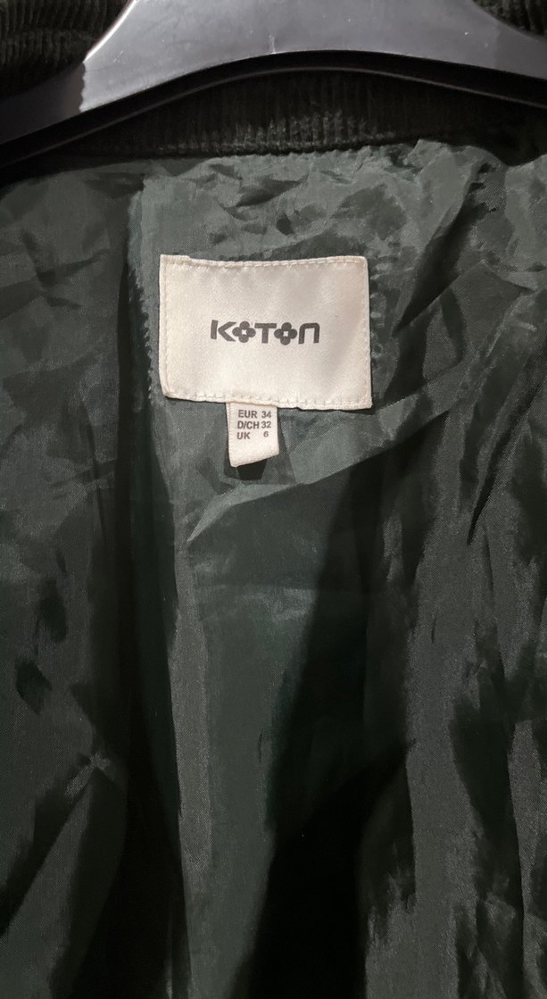 Koton Düğmeli Kadife Mini Ceket - Görsel 2