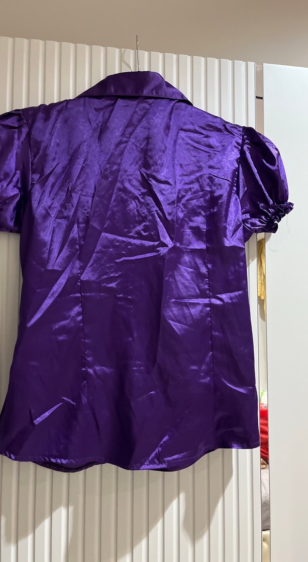 Parlak Mor Düğmeli Kadın Saten Gömlek - Görsel 4