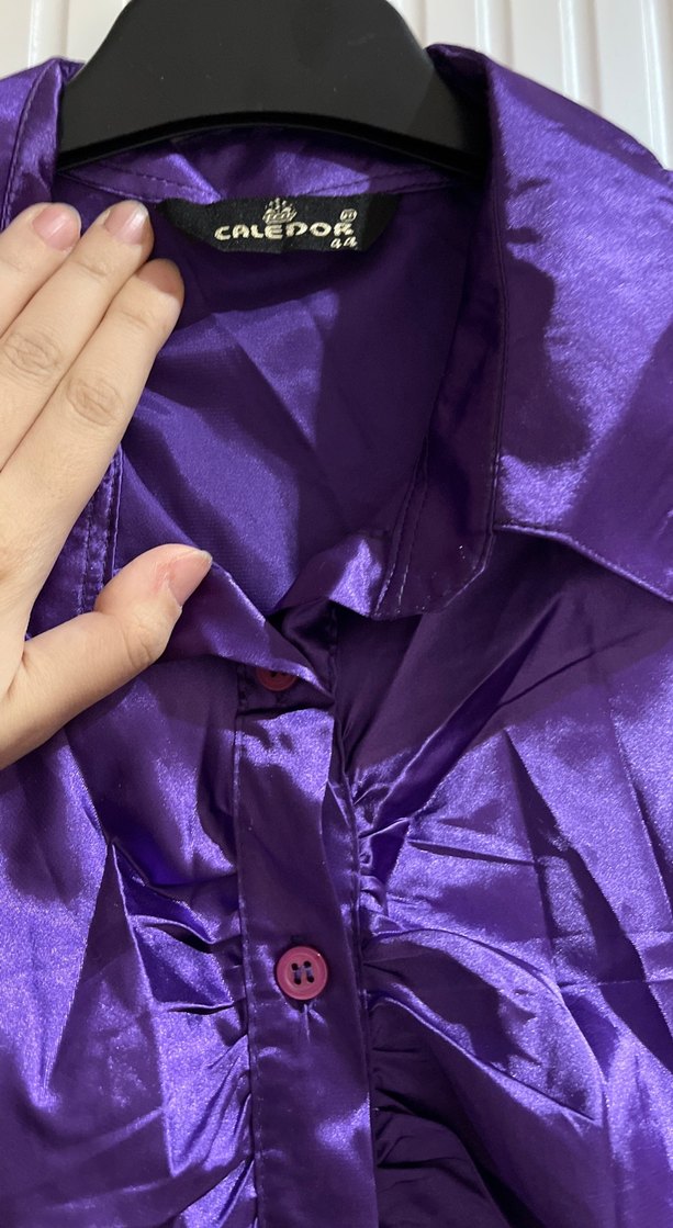 Parlak Mor Düğmeli Kadın Saten Gömlek - Görsel 2