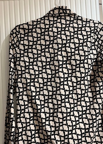 Düğmeli, Uzun Kollu, Geometrik Desenli Kadın Tunik - Görsel 4