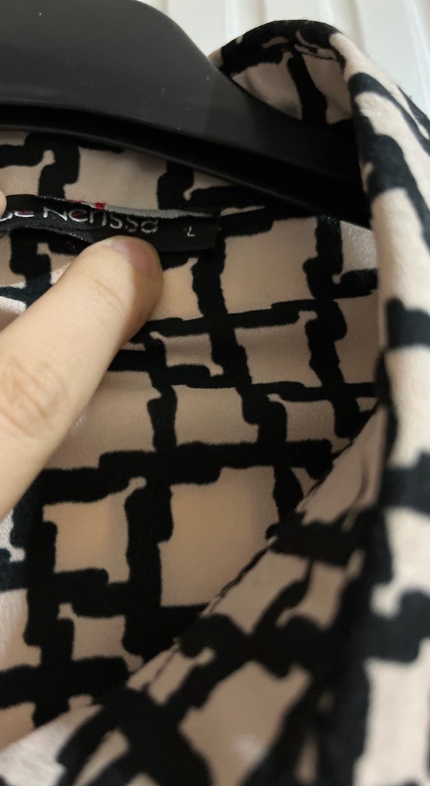 Düğmeli, Uzun Kollu, Geometrik Desenli Kadın Tunik - Görsel 3