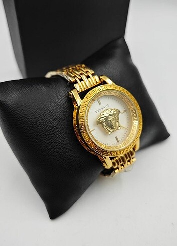 Beden Versace modeli bayan kol saati modelleri