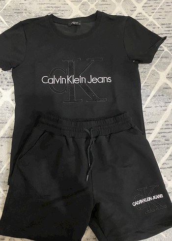 Calvin Klein Siyah Kisa Kollu Tisort Sort Takim Orjinal