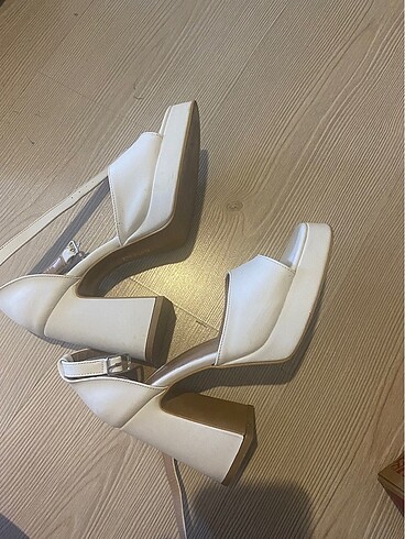 Gelin ayakkabısı ( 37 kalıplı 36 numara ) - Görsel 6