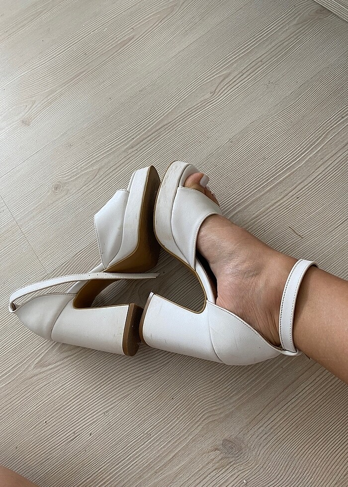 Gelin ayakkabısı ( 37 kalıplı 36 numara ) - Görsel 2